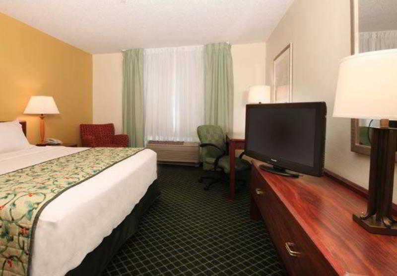 Fairfield Inn Erie Millcreek Mall Δωμάτιο φωτογραφία